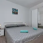 Dionysius Apartman *