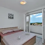 Dionysius Apartman *